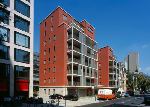 2000_BaslerPlatz02